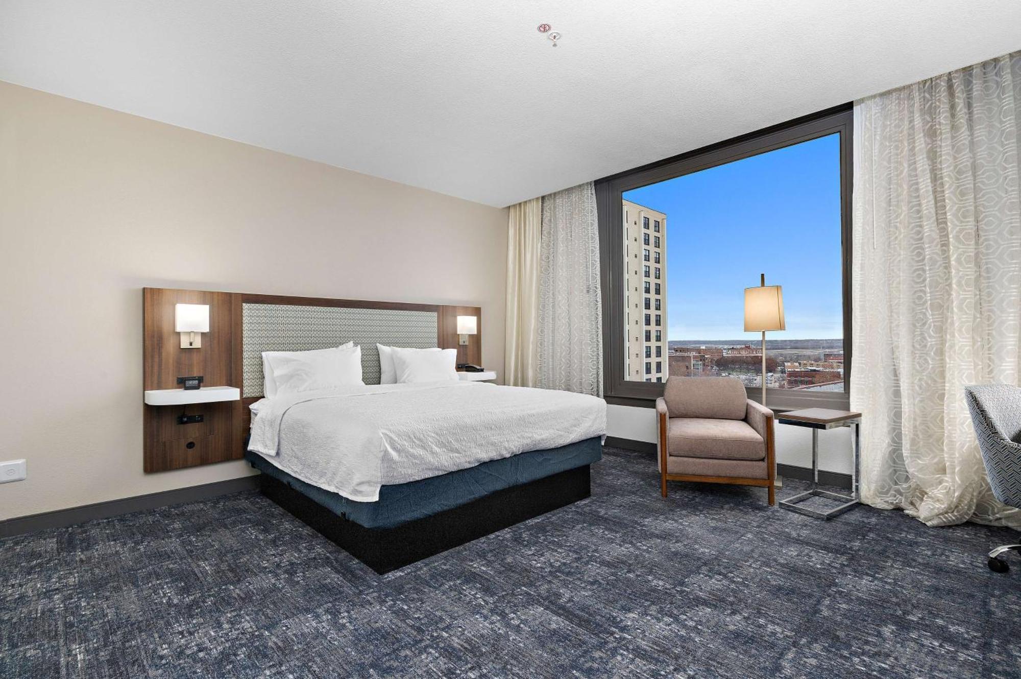Hampton Inn Kansas City - Downtown Financial District Dış mekan fotoğraf