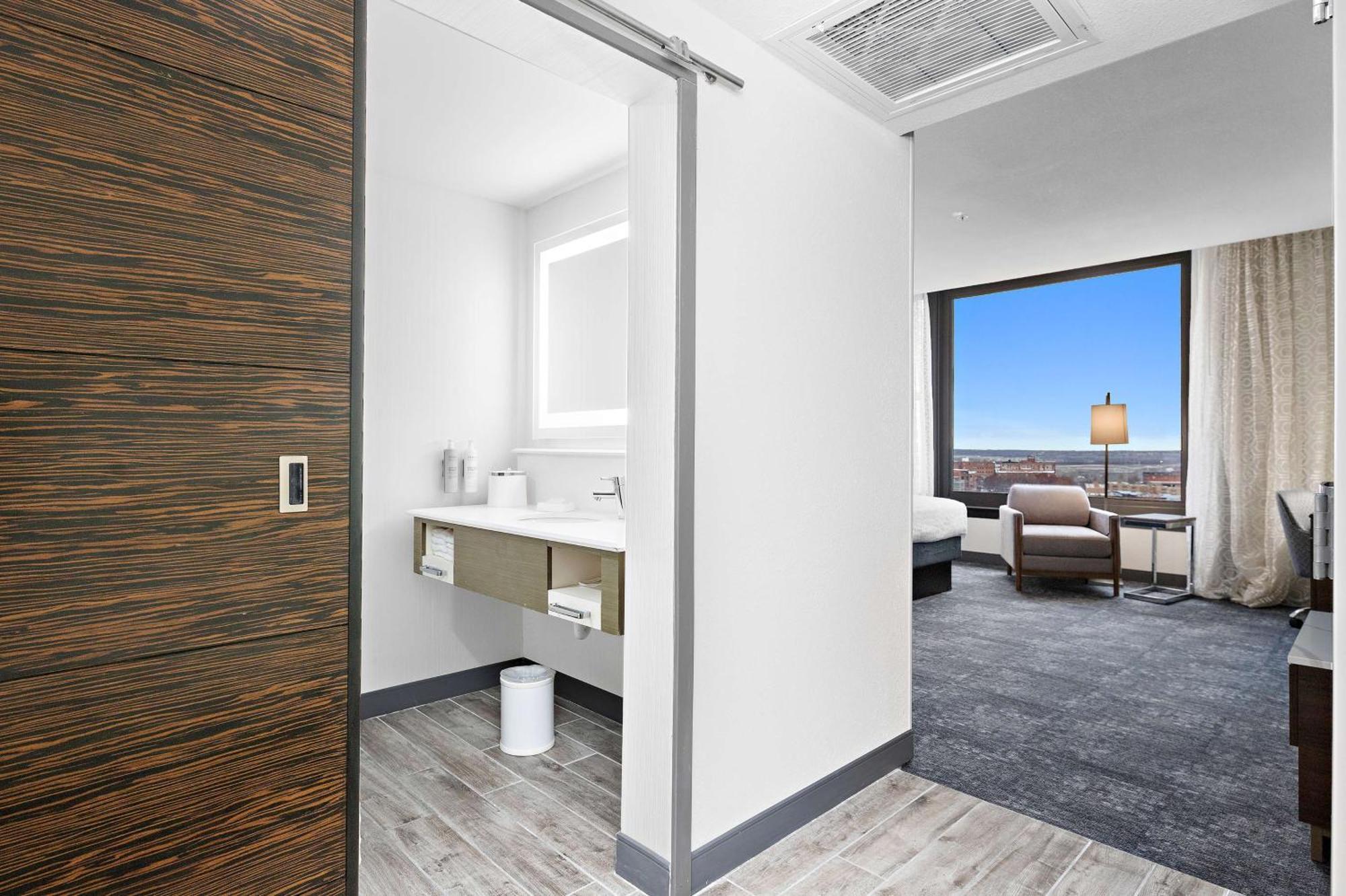 Hampton Inn Kansas City - Downtown Financial District Dış mekan fotoğraf