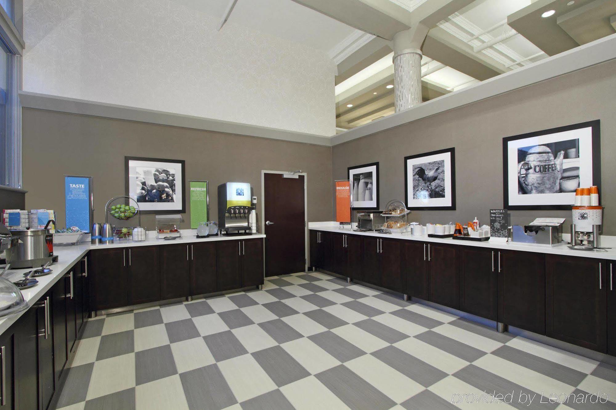 Hampton Inn Kansas City - Downtown Financial District Dış mekan fotoğraf