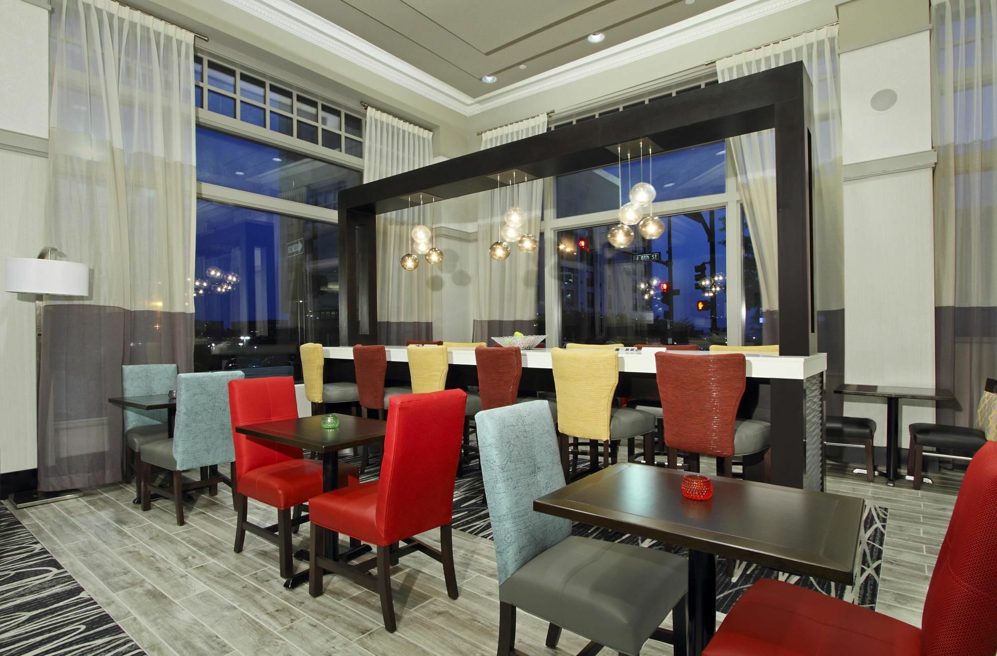 Hampton Inn Kansas City - Downtown Financial District Dış mekan fotoğraf
